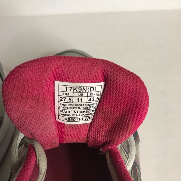 ASICS woman’s sneakers  size 11 silver and pink - Picture 4 of 8